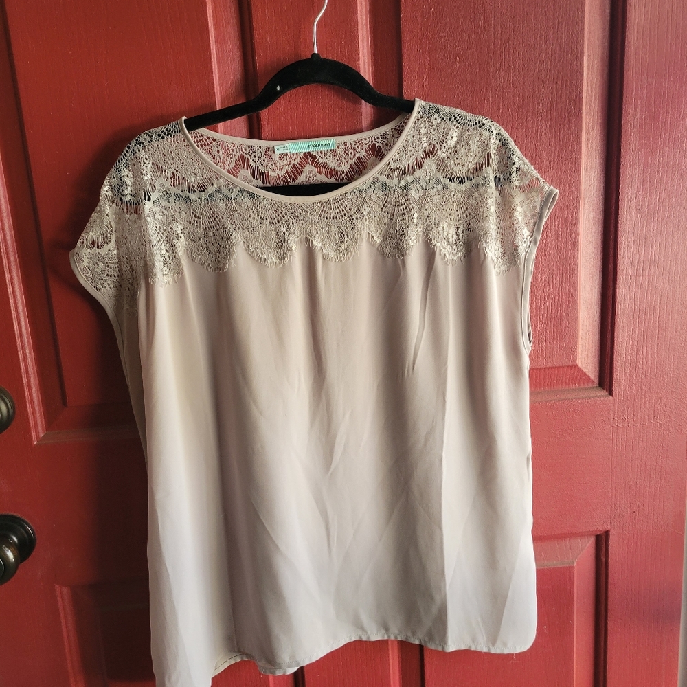 Women's blouse